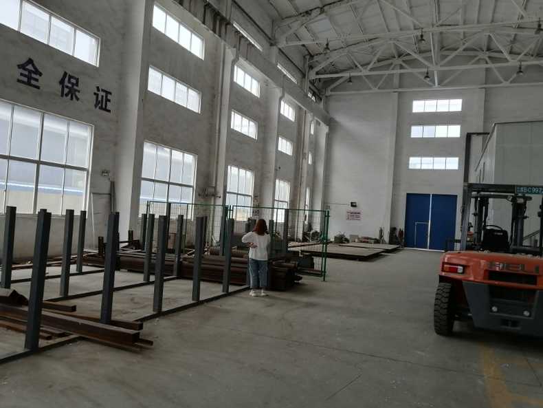 夏港申港工业区周边13000平独门独院机械厂房出租